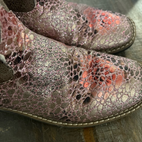 Boot Barn Girls’ sparkly cowboy cowgirl boots - Picture 3 of 6